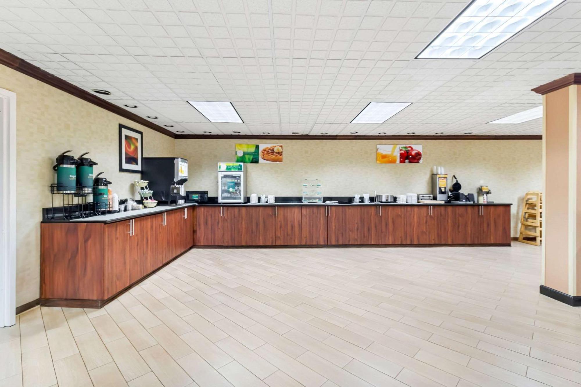 Quality Inn & Suites Florence Civic Center Екстер'єр фото