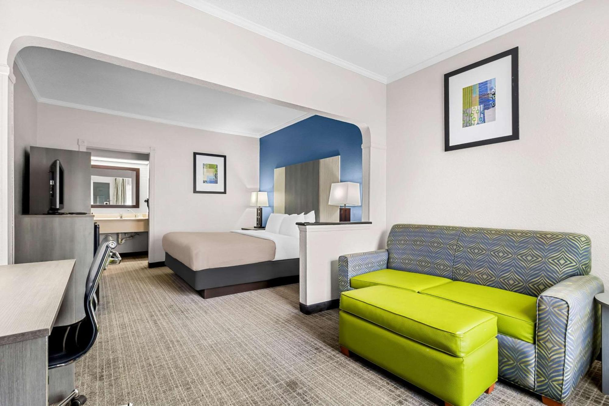 Quality Inn & Suites Florence Civic Center Екстер'єр фото