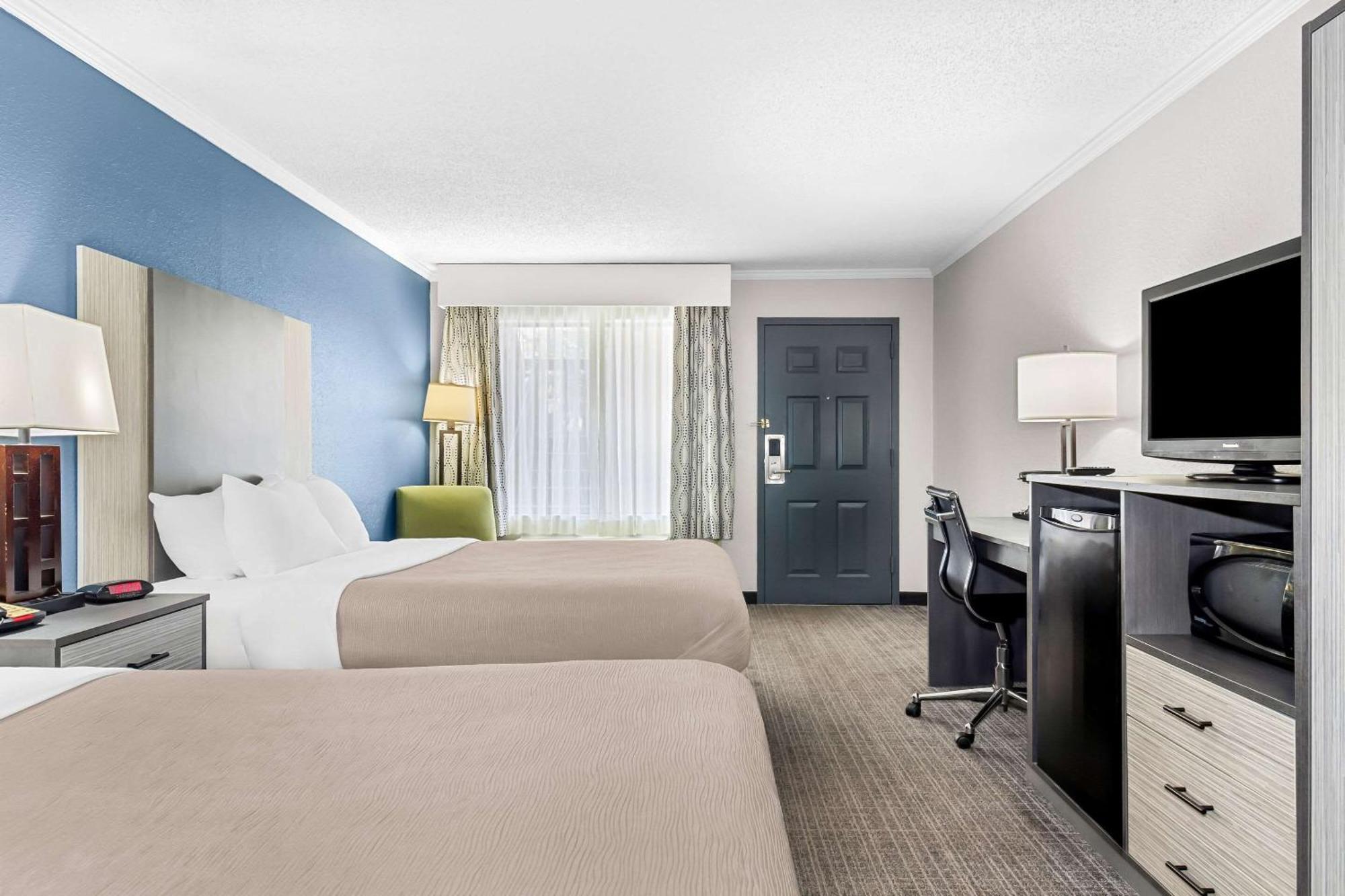 Quality Inn & Suites Florence Civic Center Екстер'єр фото