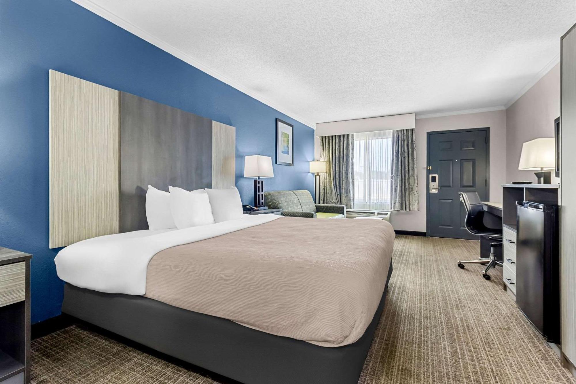 Quality Inn & Suites Florence Civic Center Екстер'єр фото