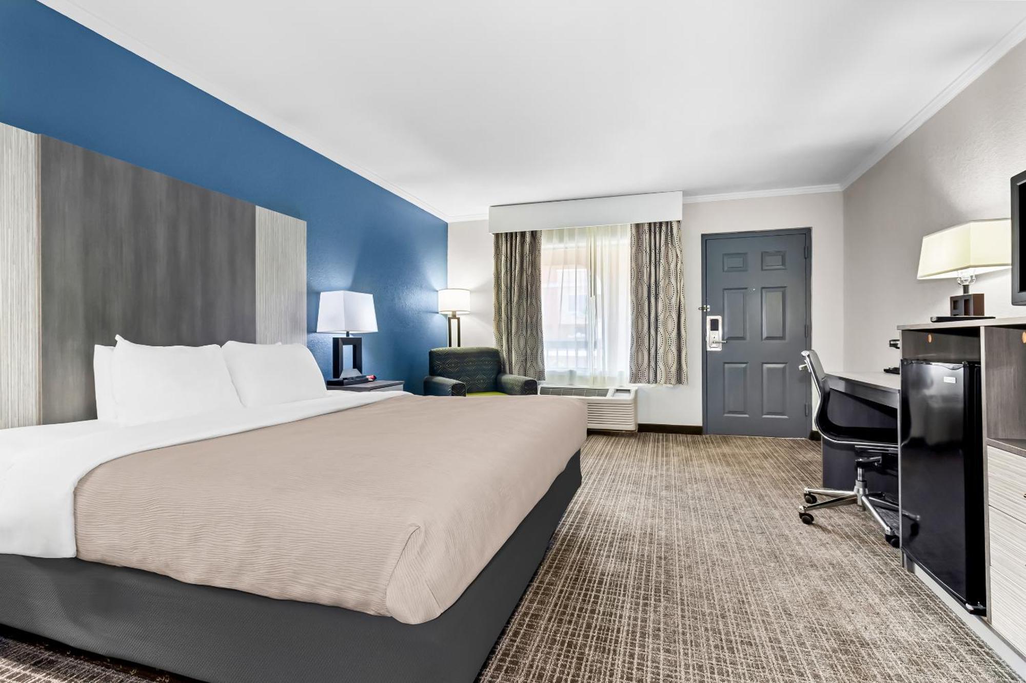 Quality Inn & Suites Florence Civic Center Екстер'єр фото