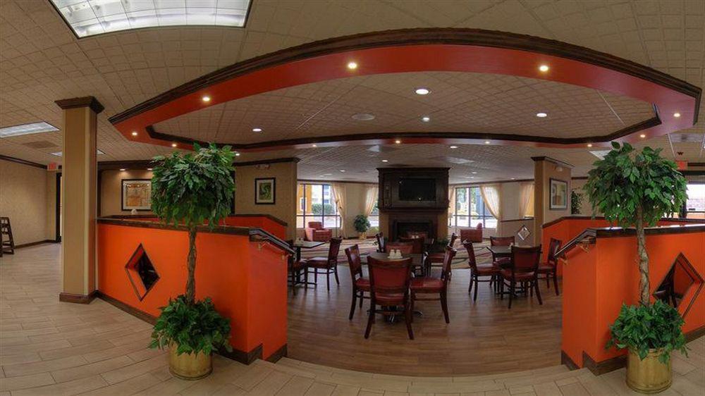 Quality Inn & Suites Florence Civic Center Екстер'єр фото